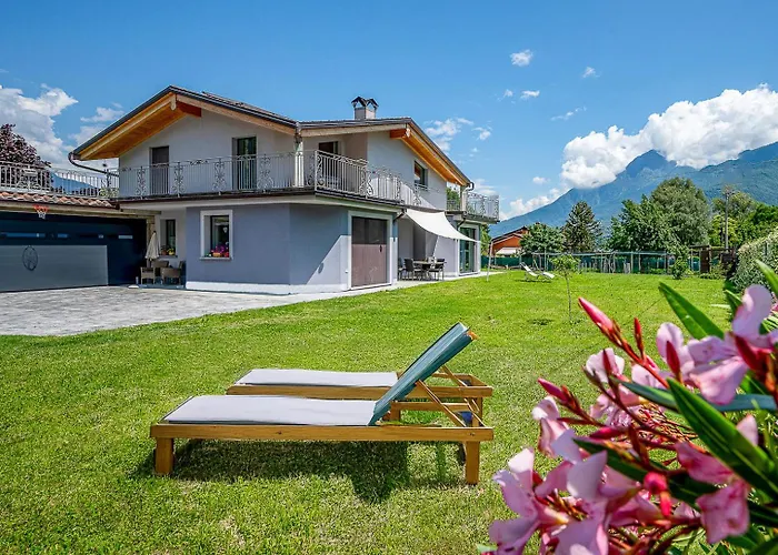 Casa Jacqueline Holiday home Dongo