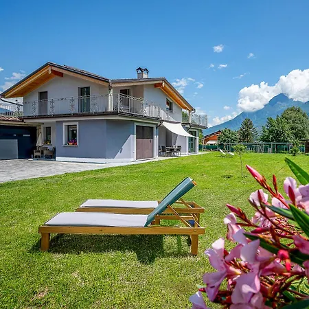 Casa Jacqueline Vakantiehuis Dongo